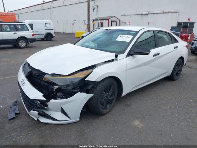 Hyundai ELANTRA SEL 2022 5NPLS4AG2NH084939 Image 2