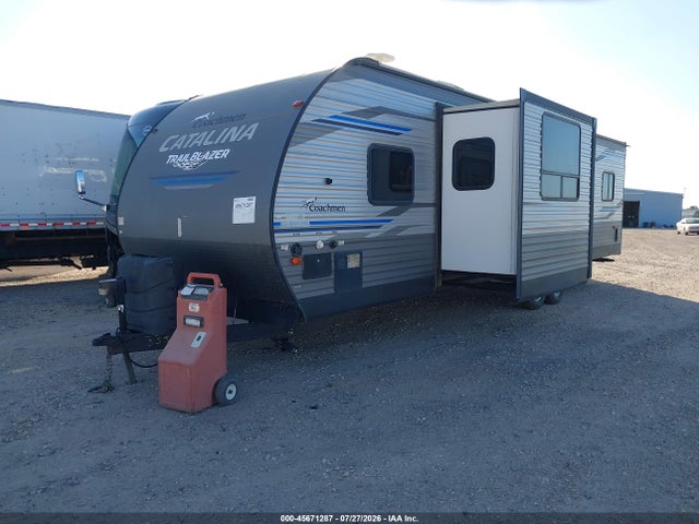 Catalina Trail Blaze 35' Bumper Pull 2019 5ZT2CAUB7KU033542 Image 2