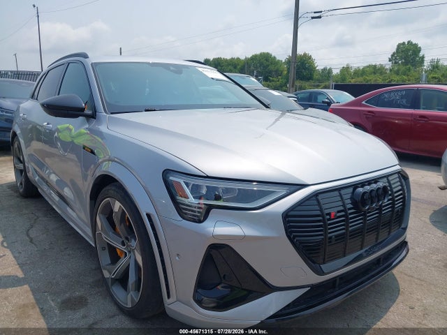 Продажа на аукционе авто 2022 Audi E-tron S Prestige Quattro, vin: WA1VCBGE2NB035588, номер лота: 45671315