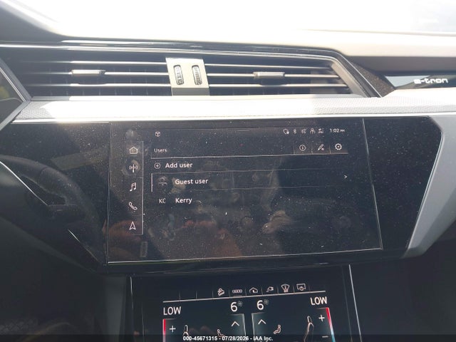 Продажа на аукционе авто 2022 Audi E-tron S Prestige Quattro, vin: WA1VCBGE2NB035588, номер лота: 45671315