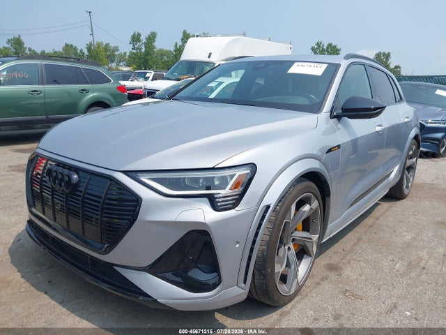 Продажа на аукционе авто 2022 Audi E-tron S Prestige Quattro, vin: WA1VCBGE2NB035588, номер лота: 45671315