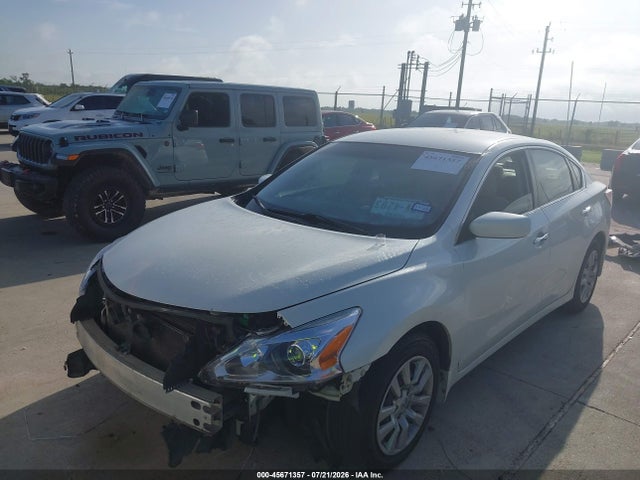 2015 Nissan Altima 2.5 S მანქანა იყიდება აუქციონზე, vin: 1N4AL3APXFN390163, აუქციონის ნომერი: 45671357