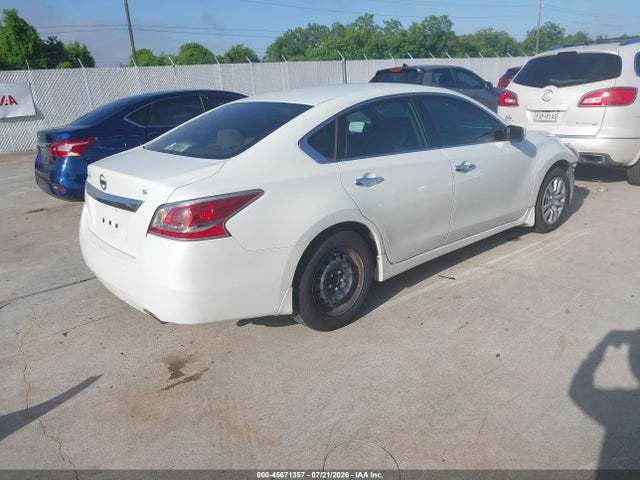 2015 Nissan Altima 2.5 S მანქანა იყიდება აუქციონზე, vin: 1N4AL3APXFN390163, აუქციონის ნომერი: 45671357