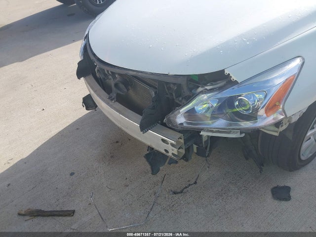2015 Nissan Altima 2.5 S მანქანა იყიდება აუქციონზე, vin: 1N4AL3APXFN390163, აუქციონის ნომერი: 45671357