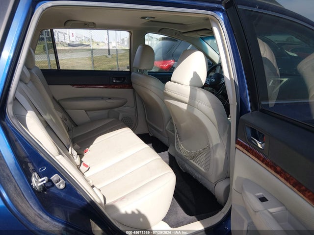 2010 Subaru Outback 2.5i Limited მანქანა იყიდება აუქციონზე, vin: 4S4BRCKC2A3354587, აუქციონის ნომერი: 45671369