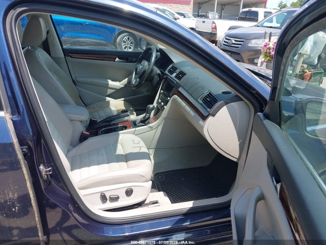 45671375 :رقم المزاد ، 1VWCN7A36DC081510 vin ، 2013 Volkswagen Passat 2.0l Tdi Sel Premium مزاد بيع