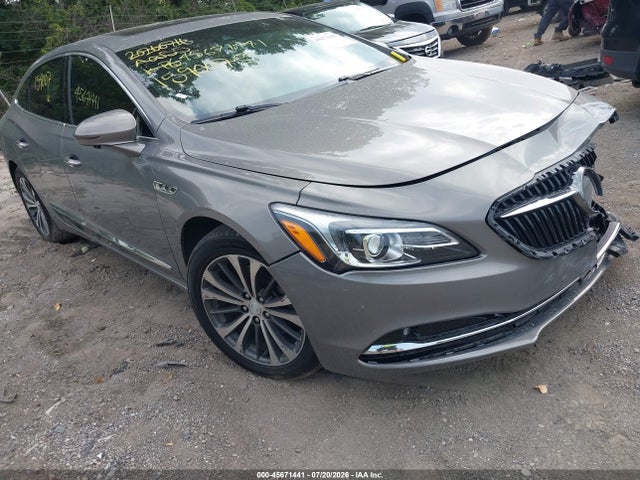45671441 :رقم المزاد ، 1G4ZR5SS5HU159007 vin ، 2017 Buick Lacrosse Premium مزاد بيع