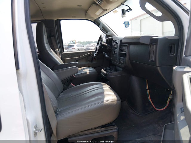Chevrolet Express 3500 Ls 2017 1GAZGNFGXH1294705 Image 5