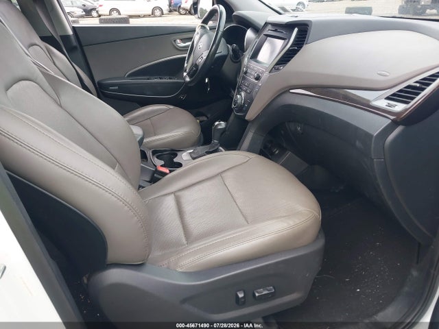 Продажа на аукционе авто 2017 Hyundai Santa Fe Sport 2.0t, vin: 5XYZUDLA0HG458022, номер лота: 45671490