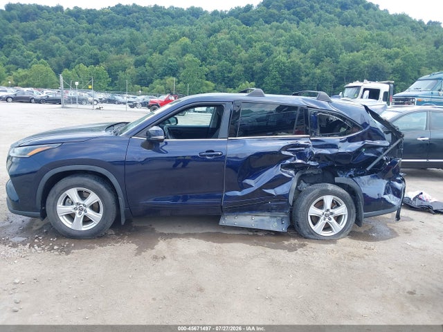 2021 Toyota Highlander Le მანქანა იყიდება აუქციონზე, vin: 5TDBZRBH0MS156158, აუქციონის ნომერი: 45671497
