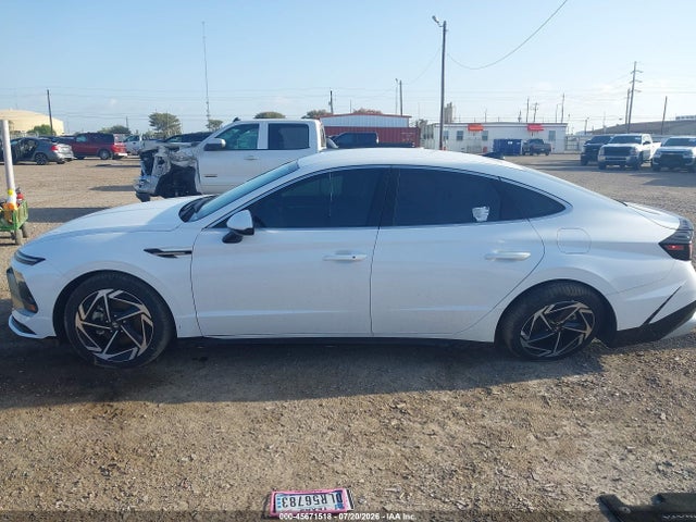 2026 Hyundai Sonata Sel Sport მანქანა იყიდება აუქციონზე, vin: KMHL64JA6TA535077, აუქციონის ნომერი: 45671518