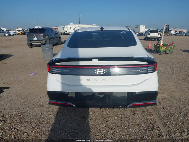 2026 Hyundai Sonata Sel Sport მანქანა იყიდება აუქციონზე, vin: KMHL64JA6TA535077, აუქციონის ნომერი: 45671518