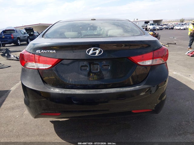 Продаж на аукціоні авто 2013 Hyundai Elantra Gls, vin: KMHDH4AEXDU604192, номер лоту: 45671528