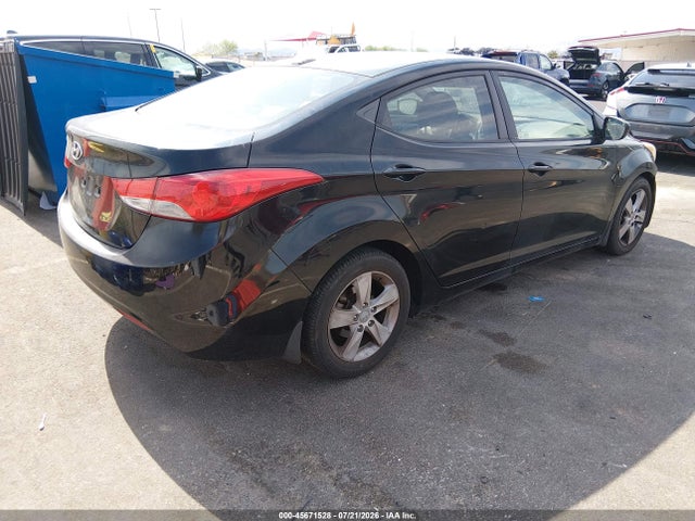 Продаж на аукціоні авто 2013 Hyundai Elantra Gls, vin: KMHDH4AEXDU604192, номер лоту: 45671528