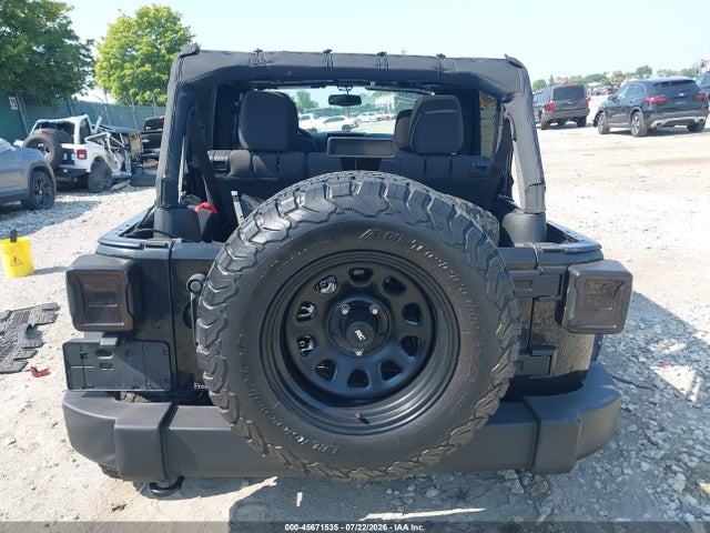 1C4HJWDG9HL623346 Jeep Wrangler Unlimited Sport
