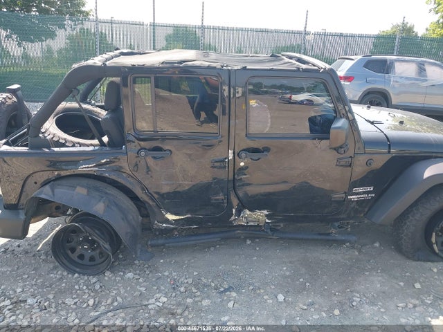 1C4HJWDG9HL623346 Jeep Wrangler Unlimited Sport
