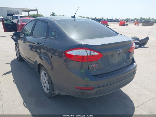 45671548 :رقم المزاد ، 3FADP4BJXKM163187 vin ، 2019 Ford Fiesta Se مزاد بيع