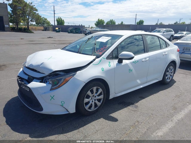 Toyota COROLLA LE 2020 5YFEPRAE1LP097364 Image 2