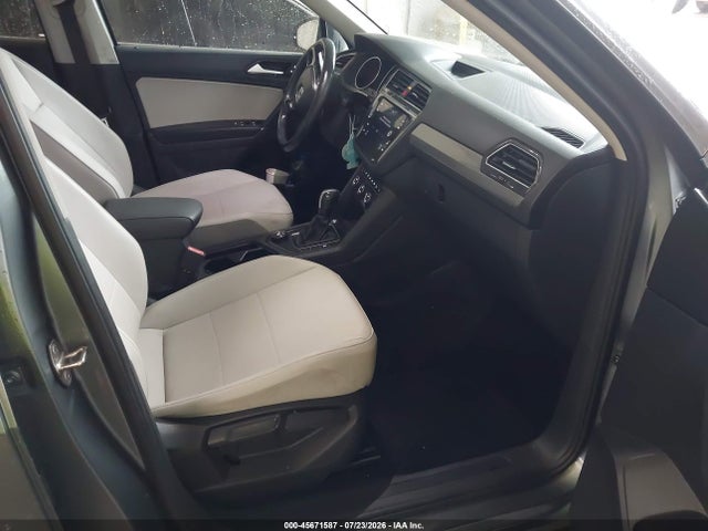 45671587 :رقم المزاد ، 3VV2B7AX1LM094304 vin ، 2020 Volkswagen Tiguan 2.0t Se/2.0t Se R-line Black/2.0t Sel مزاد بيع