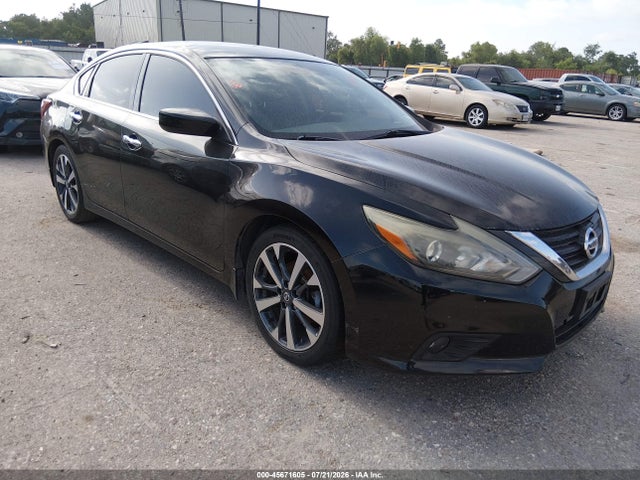 Auction sale of the 2017 Nissan Altima 2.5 Sr, vin: 1N4AL3AP3HN342149, lot number: 45671605