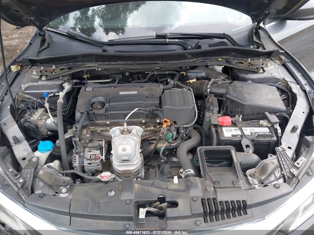 45671623 :رقم المزاد ، 1HGCR2F62HA062677 vin ، 2017 Honda Accord Sport مزاد بيع
