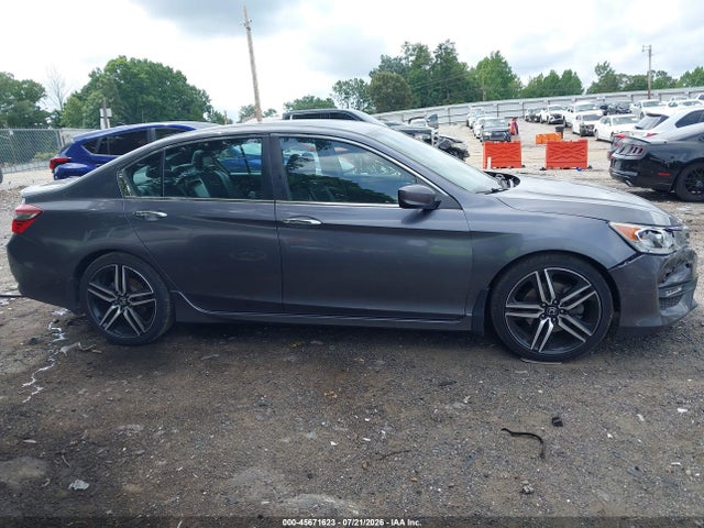 45671623 :رقم المزاد ، 1HGCR2F62HA062677 vin ، 2017 Honda Accord Sport مزاد بيع