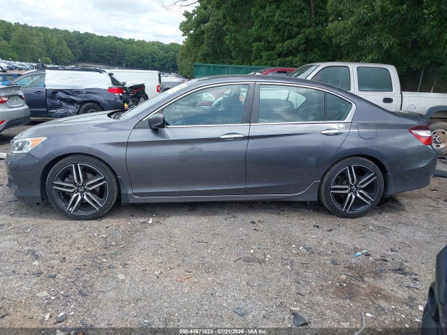 45671623 :رقم المزاد ، 1HGCR2F62HA062677 vin ، 2017 Honda Accord Sport مزاد بيع