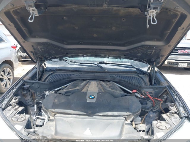 2015 Bmw X5 Xdrive50i მანქანა იყიდება აუქციონზე, vin: 5UXKR6C54F0J77165, აუქციონის ნომერი: 45671628