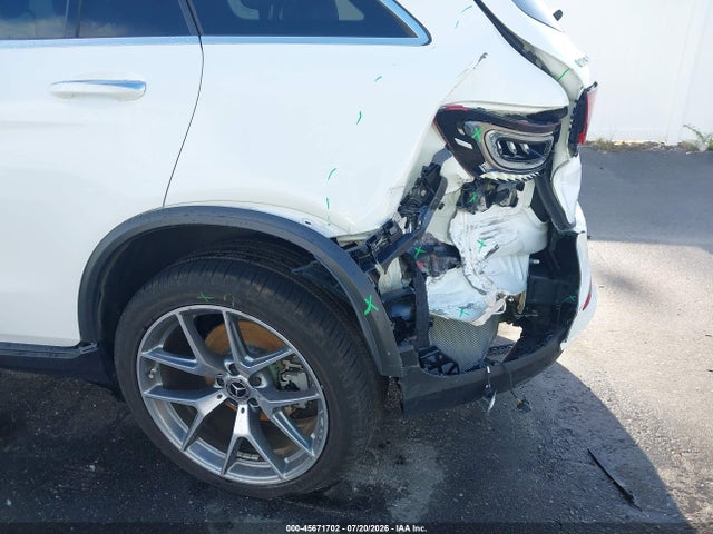 45671702 :رقم المزاد ، W1N0G8EB8MF896922 vin ، 2021 Mercedes-benz Glc 300 4matic Suv مزاد بيع