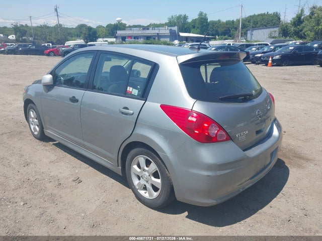 45671721 :رقم المزاد ، 3N1BC1CP9BL491031 vin ، 2011 Nissan Versa 1.8sl مزاد بيع