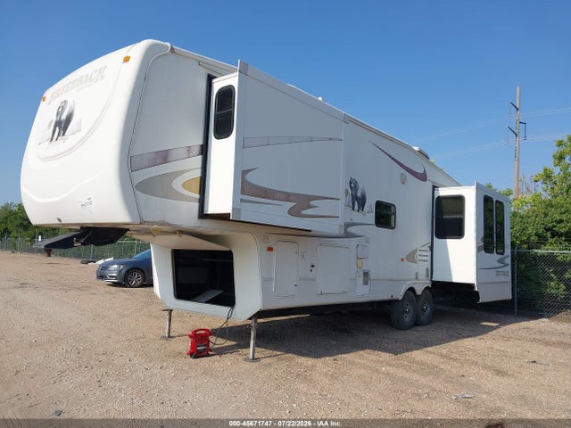 2009 Forest River Cedar Creek 30 Lsa მანქანა იყიდება აუქციონზე, vin: 4X4FCRF289S201798, აუქციონის ნომერი: 45671747