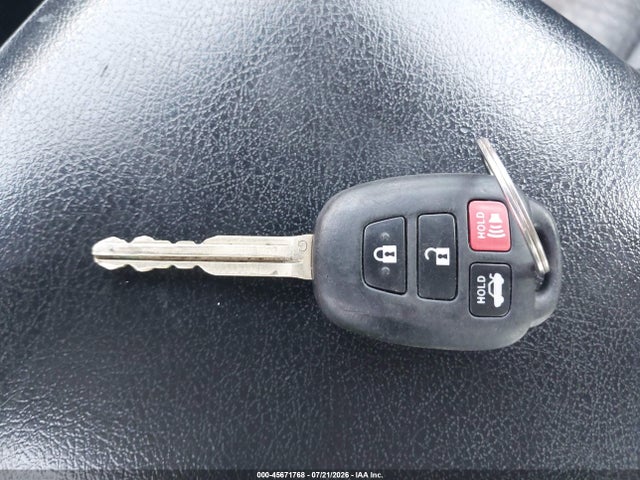 2013 Toyota Camry Se მანქანა იყიდება აუქციონზე, vin: 4T1BF1FK2DU716012, აუქციონის ნომერი: 45671768