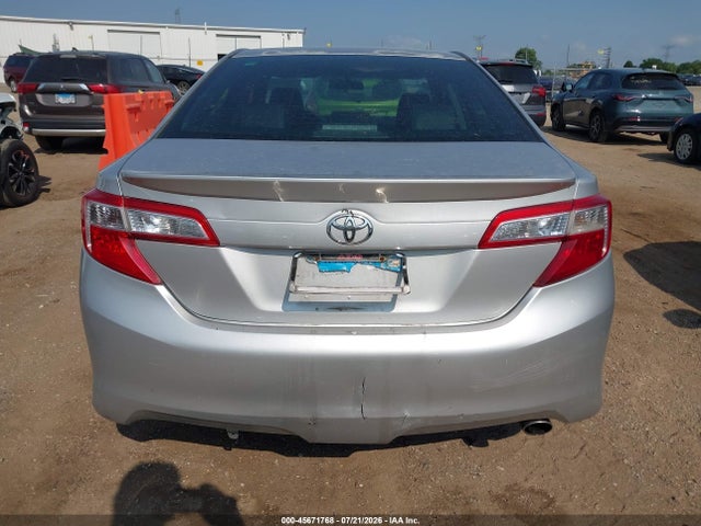 2013 Toyota Camry Se მანქანა იყიდება აუქციონზე, vin: 4T1BF1FK2DU716012, აუქციონის ნომერი: 45671768