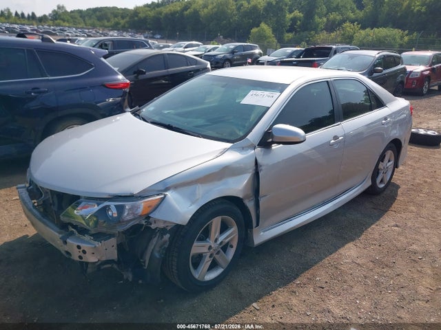 2013 Toyota Camry Se მანქანა იყიდება აუქციონზე, vin: 4T1BF1FK2DU716012, აუქციონის ნომერი: 45671768