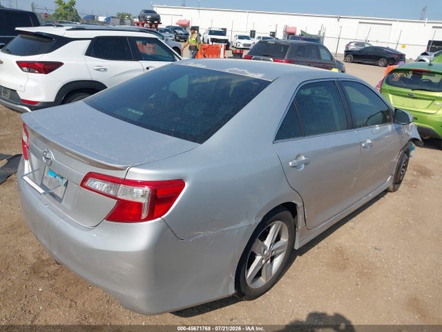 2013 Toyota Camry Se მანქანა იყიდება აუქციონზე, vin: 4T1BF1FK2DU716012, აუქციონის ნომერი: 45671768