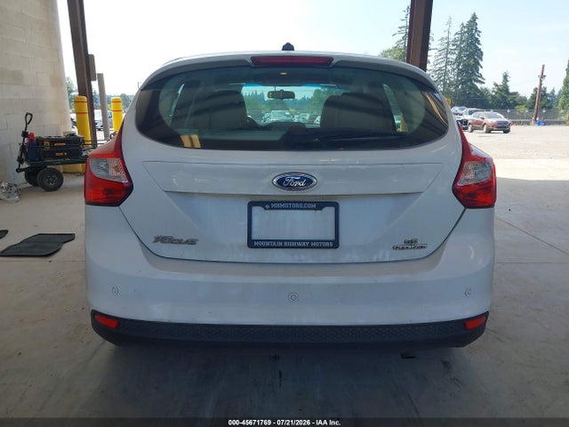 Ford FOCUS SE 2014 1FADP3K24EL175778 Image 16