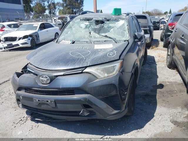 Toyota RAV4 LE 2017 JTMZFREV9HJ121808 Image 13