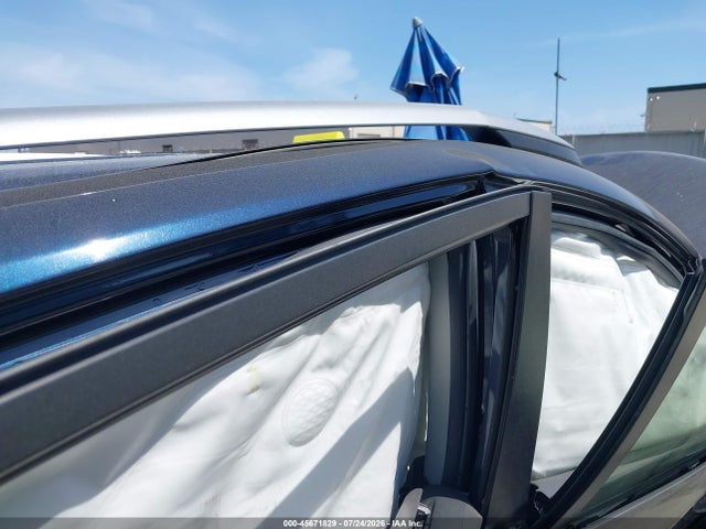 Toyota RAV4 LE 2017 JTMZFREV9HJ121808 Image 19