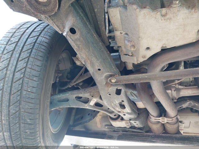 1GNERGKW2JJ282005 Chevrolet Traverse Lt Cloth