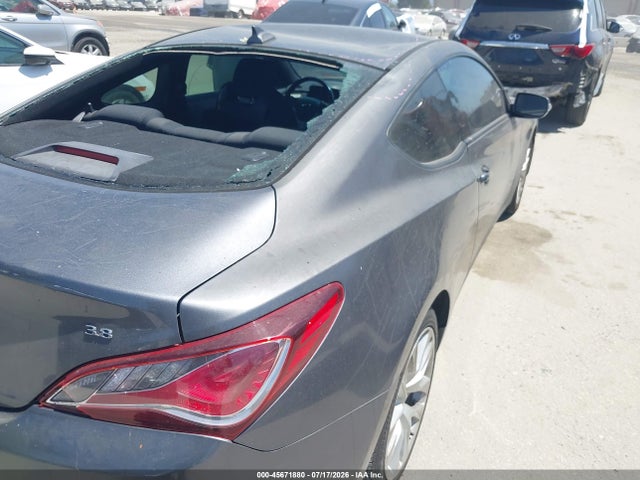 Hyundai Genesis 2016 KMHHT6KJ1GU133853 Image 12