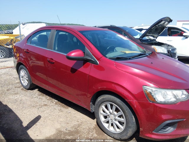 45671883 :رقم المزاد ، 1G1JD5SH8H4151268 vin ، 2017 Chevrolet Sonic Lt Auto مزاد بيع