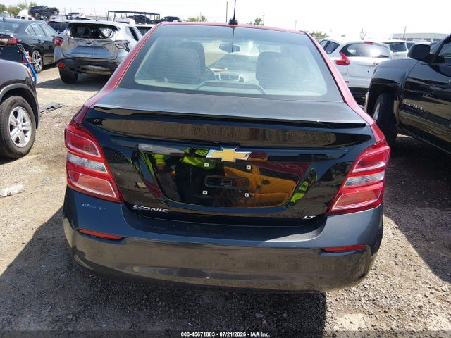 45671883 :رقم المزاد ، 1G1JD5SH8H4151268 vin ، 2017 Chevrolet Sonic Lt Auto مزاد بيع