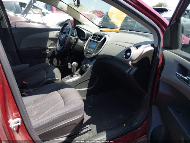 45671883 :رقم المزاد ، 1G1JD5SH8H4151268 vin ، 2017 Chevrolet Sonic Lt Auto مزاد بيع