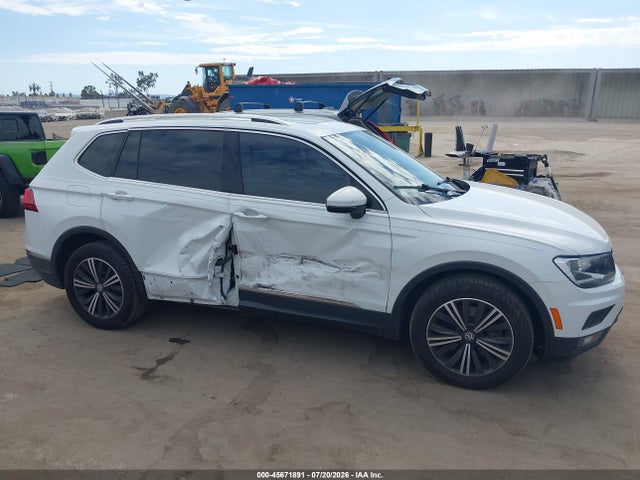 2018 Volkswagen Tiguan 2.0t Se/2.0t Sel მანქანა იყიდება აუქციონზე, vin: 3VV3B7AX9JM063934, აუქციონის ნომერი: 45671891