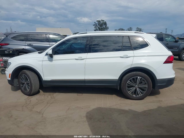2018 Volkswagen Tiguan 2.0t Se/2.0t Sel მანქანა იყიდება აუქციონზე, vin: 3VV3B7AX9JM063934, აუქციონის ნომერი: 45671891