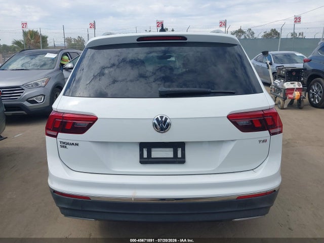 2018 Volkswagen Tiguan 2.0t Se/2.0t Sel მანქანა იყიდება აუქციონზე, vin: 3VV3B7AX9JM063934, აუქციონის ნომერი: 45671891