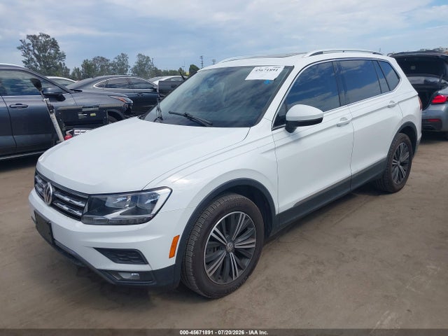 2018 Volkswagen Tiguan 2.0t Se/2.0t Sel მანქანა იყიდება აუქციონზე, vin: 3VV3B7AX9JM063934, აუქციონის ნომერი: 45671891
