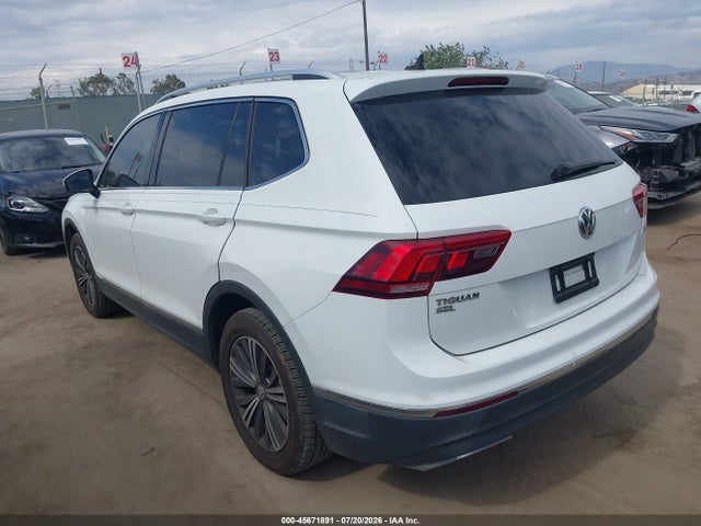 2018 Volkswagen Tiguan 2.0t Se/2.0t Sel მანქანა იყიდება აუქციონზე, vin: 3VV3B7AX9JM063934, აუქციონის ნომერი: 45671891