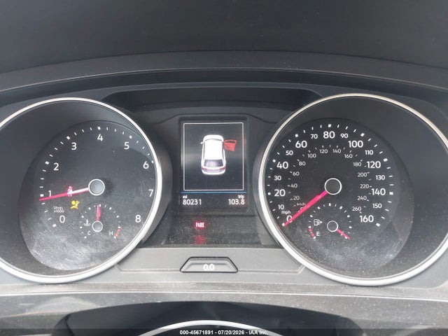2018 Volkswagen Tiguan 2.0t Se/2.0t Sel მანქანა იყიდება აუქციონზე, vin: 3VV3B7AX9JM063934, აუქციონის ნომერი: 45671891