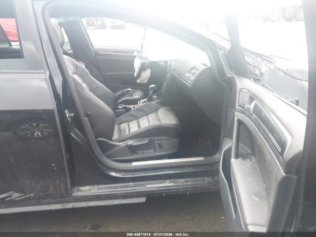 Продаж на аукціоні авто 2015 Volkswagen Golf Gti 2.0t Autobahn 4-door, vin: 3VW4T7AU2FM097921, номер лоту: 45671915